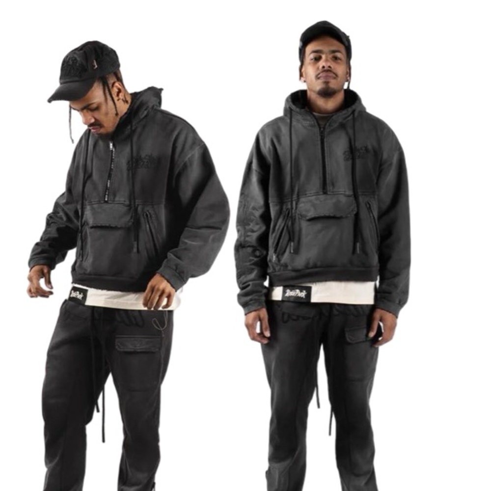 Hyde Park Black Aged Cropped Hoodie Large Embroidered BNWT Streetwear